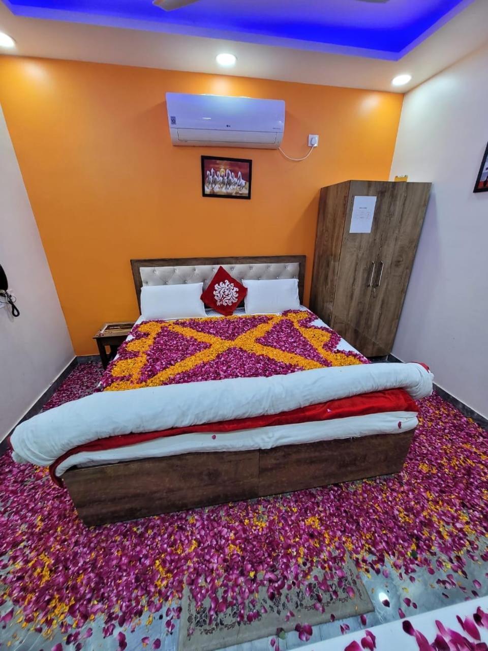 The Swiss Residency Hotel Greater Noida Eksteriør billede